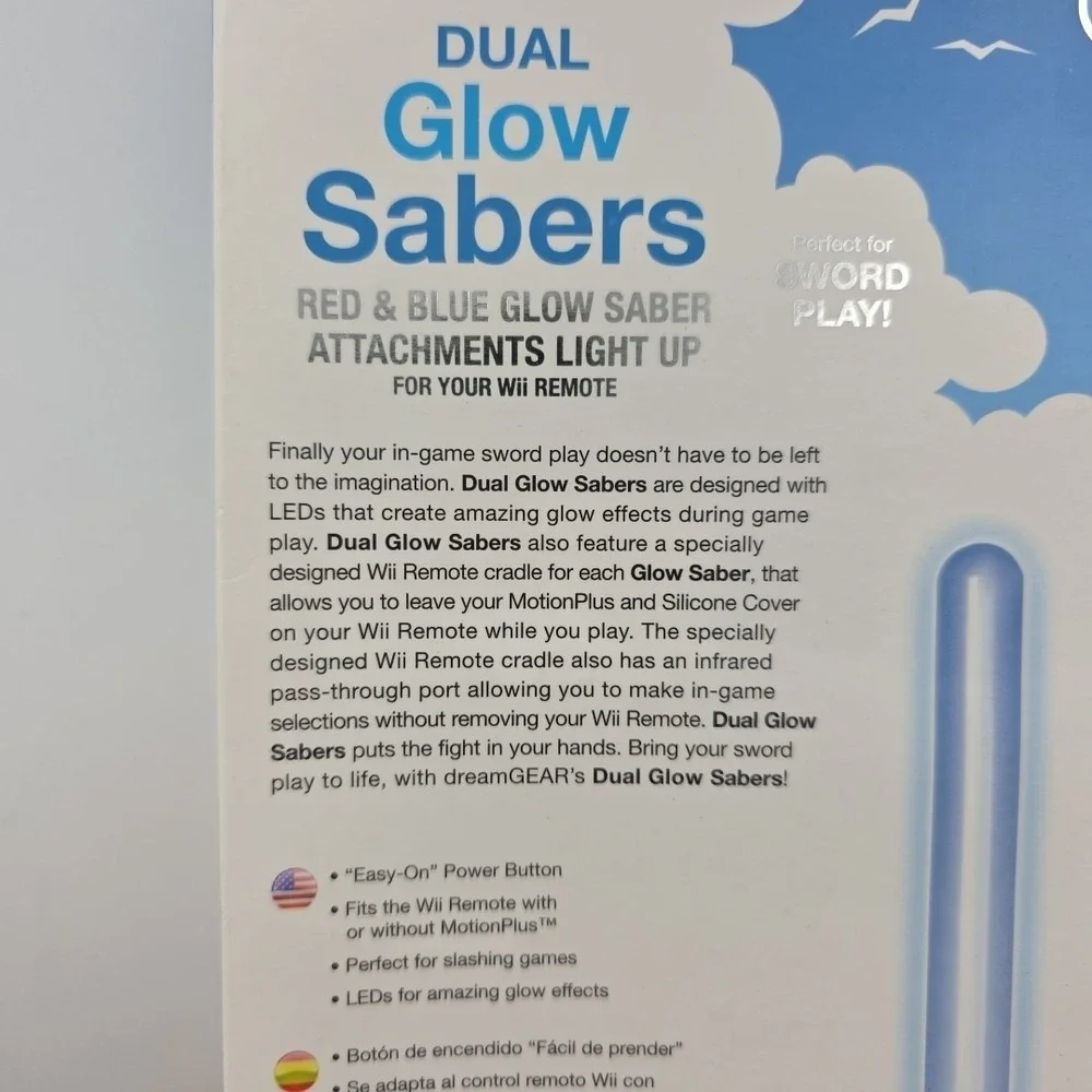 DUAL GLOW SABERS RED & BLUE FOR WII BY DREAMGEAR BRAND NEW